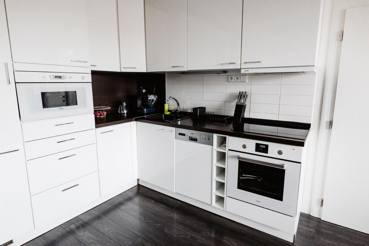 Ah Kuzmanyho Apartment *
